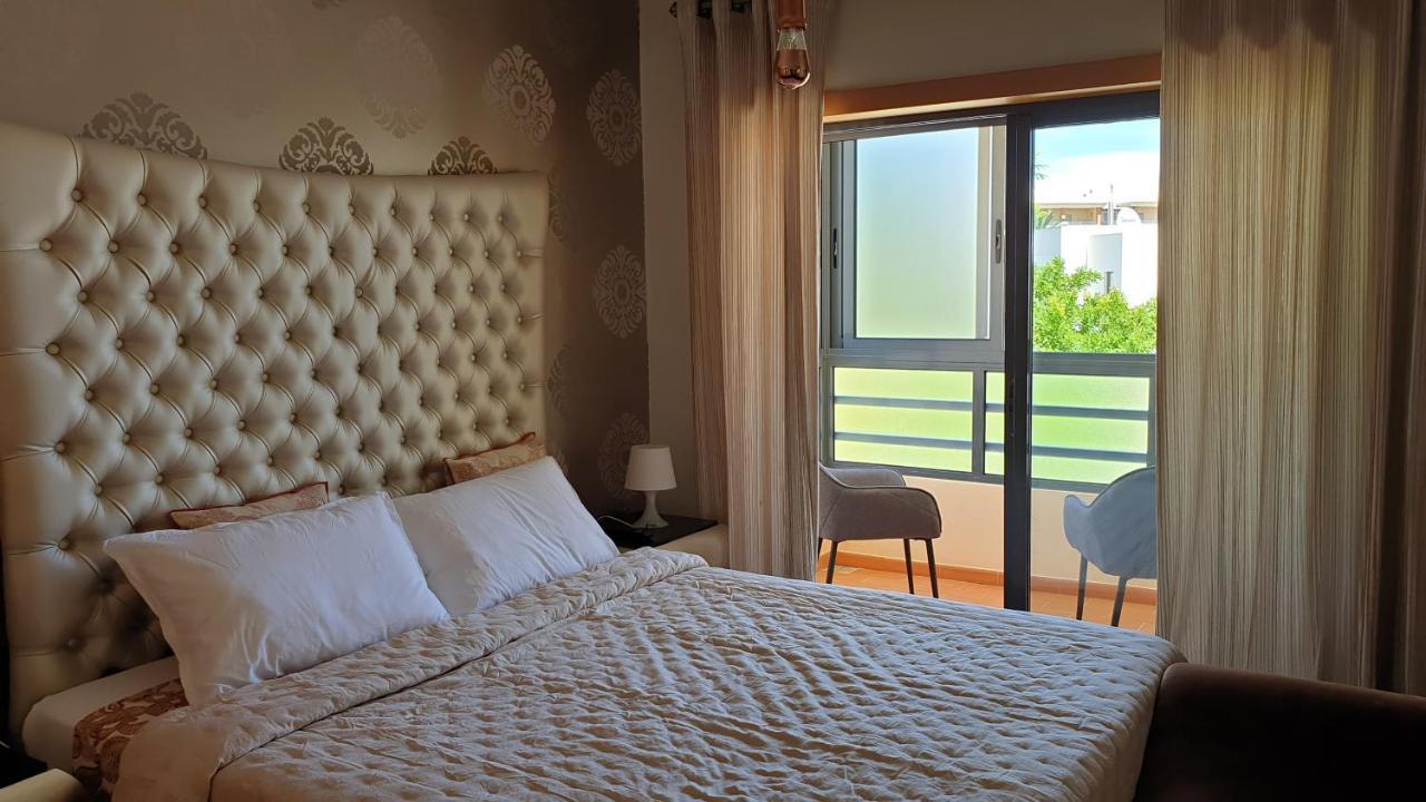 Luxury City Villa Olivia 10 - 15 Min To The Beach Oura, Private Swimming Pool 알부페이라 외부 사진